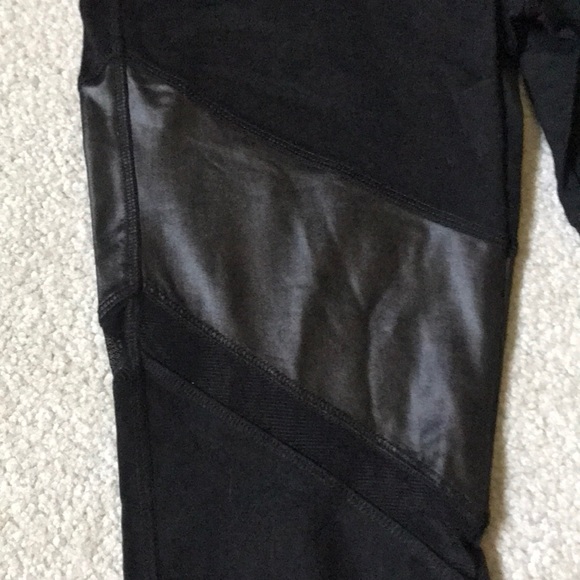Electric Yoga Black and Mesh Leggings - Picture 3 of 5